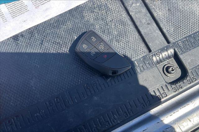 Used 2024 GMC Sierra 2500 AT4X image 32