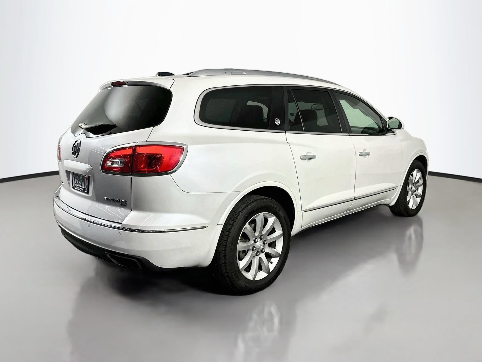 Used 2017 Buick Enclave Premium w/ Experience Buick Package AWD/4WD image 8