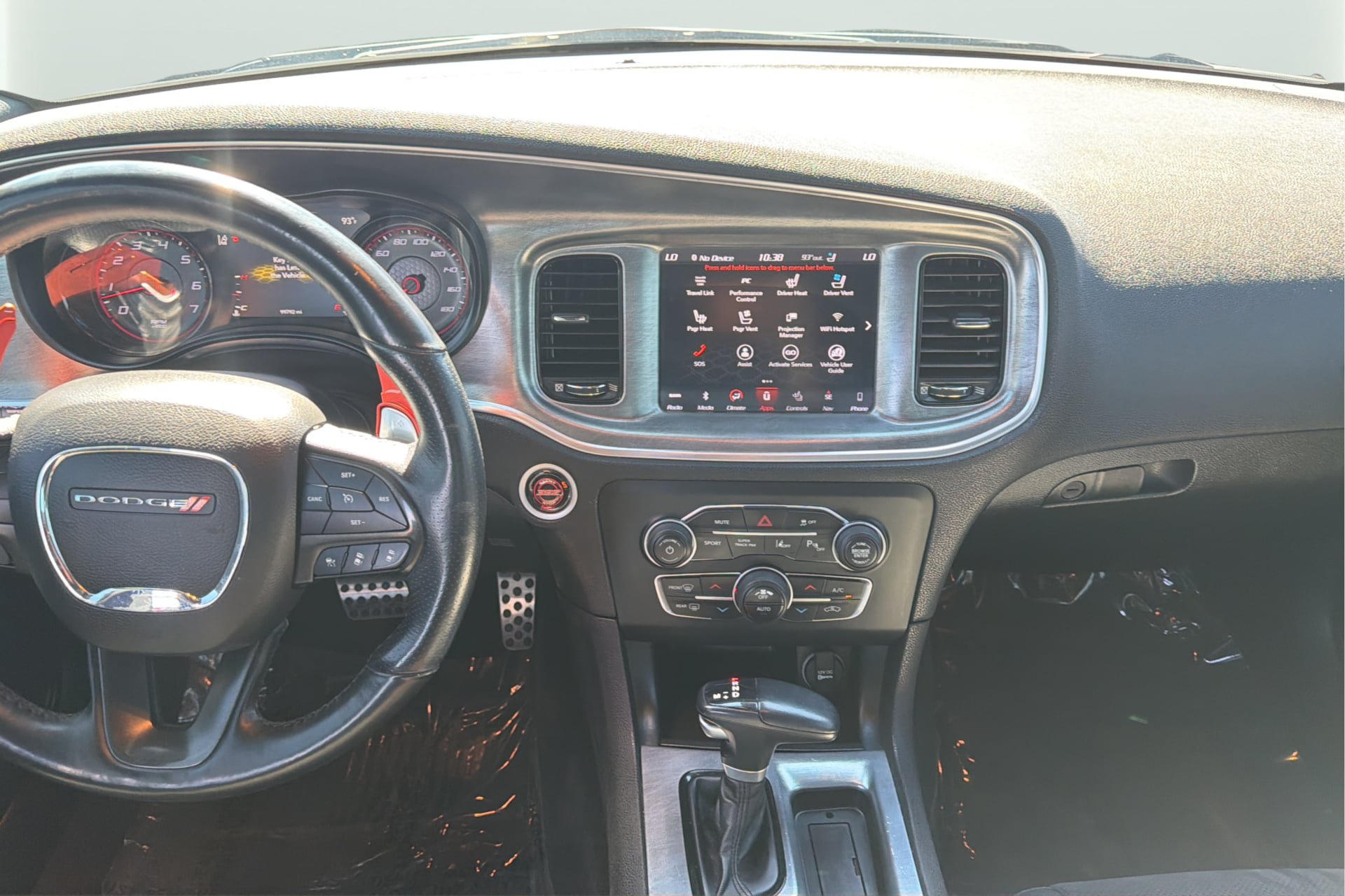 Used 2018 Dodge Charger R/T RWD image 15