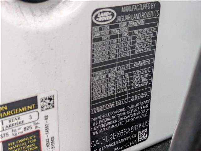 Used 2025 Land Rover Range Rover Velar Dynamic SE image 26
