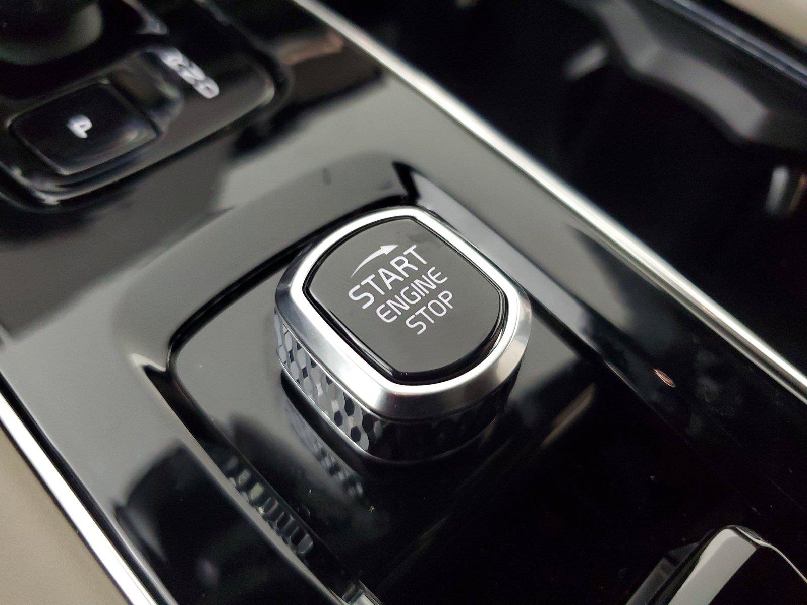 New 2027 Volvo XC90 B6 Ultra AWD/4WD image 33