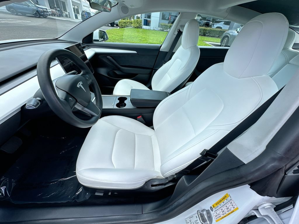 Used 2021 Tesla Model 3 Standard Range Plus RWD image 19
