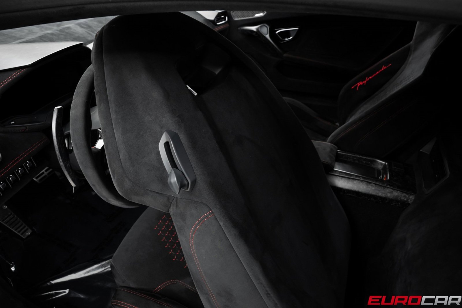 Used 2018 Lamborghini Huracan Performante image 44