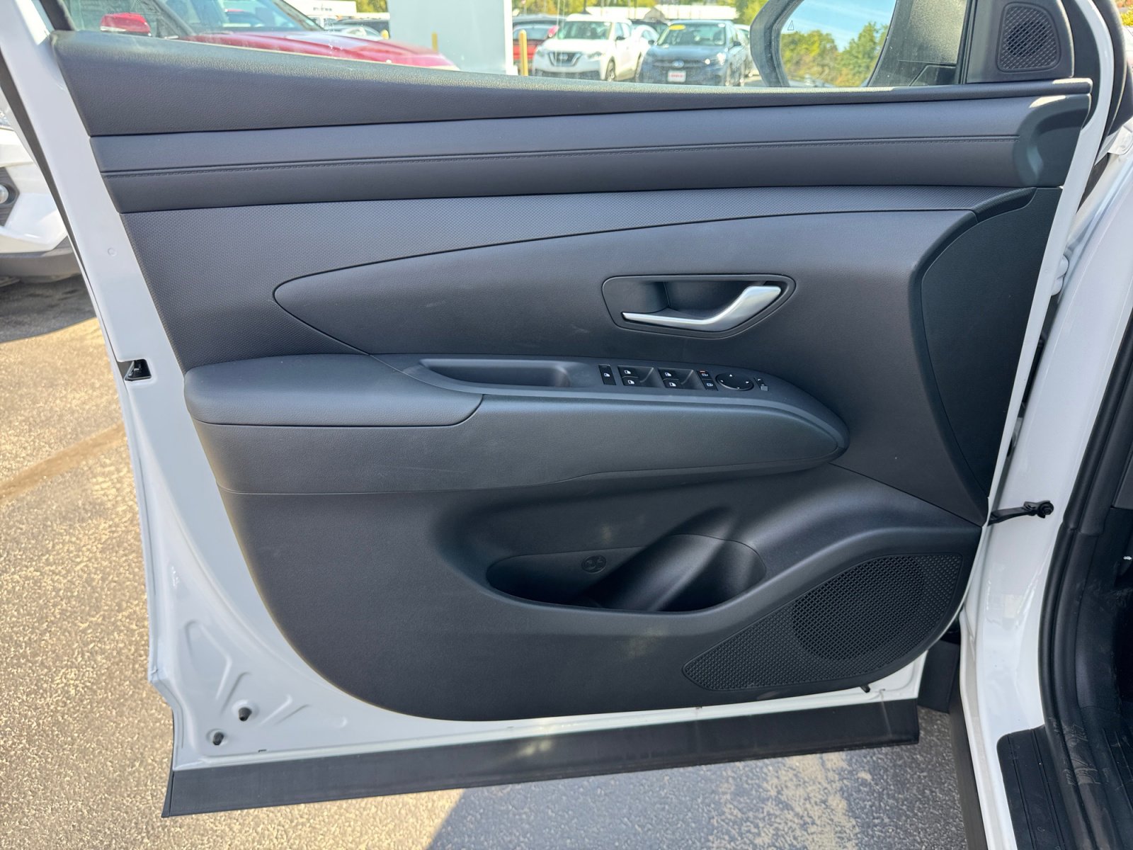 New 2025 Hyundai Tucson SE image 24