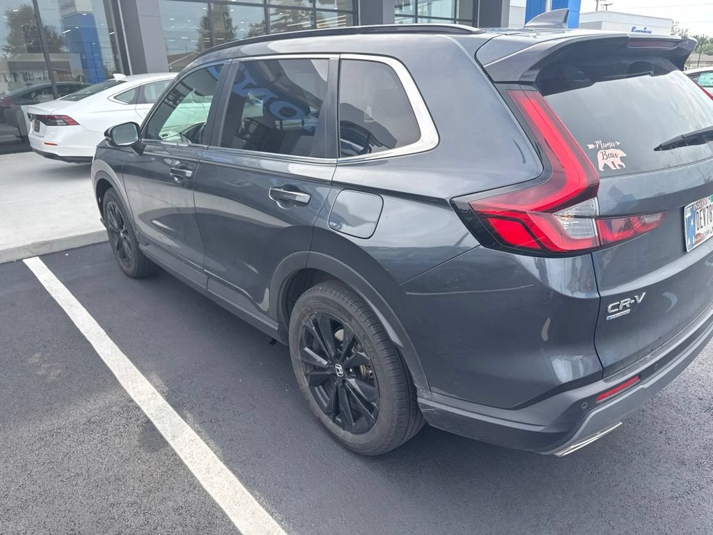 Used 2025 Honda CR-V Sport Touring image 4
