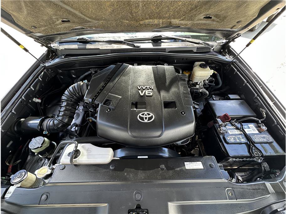 Used 2007 Toyota 4Runner SR5 AWD/4WD image 26