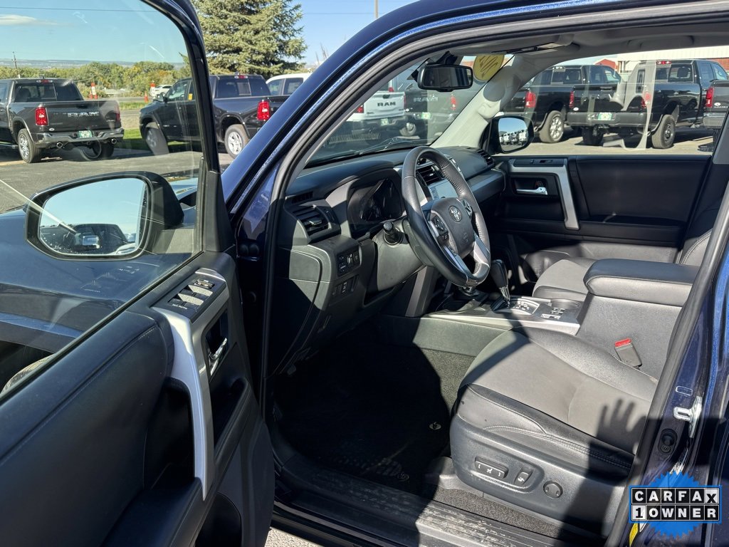 Used 2021 Toyota 4Runner SR5 Premium image 13