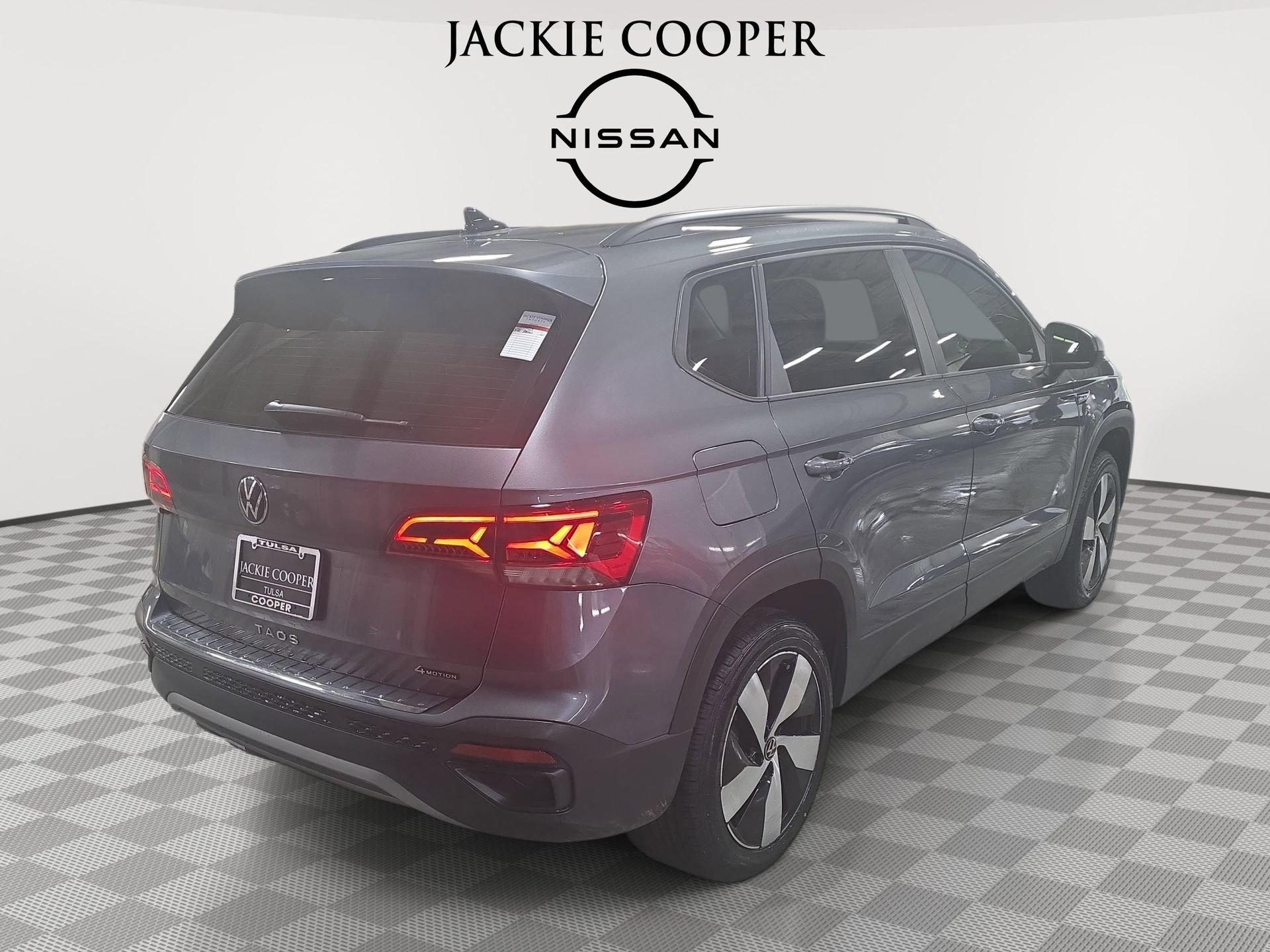 Used 2024 Volkswagen Taos S image 5