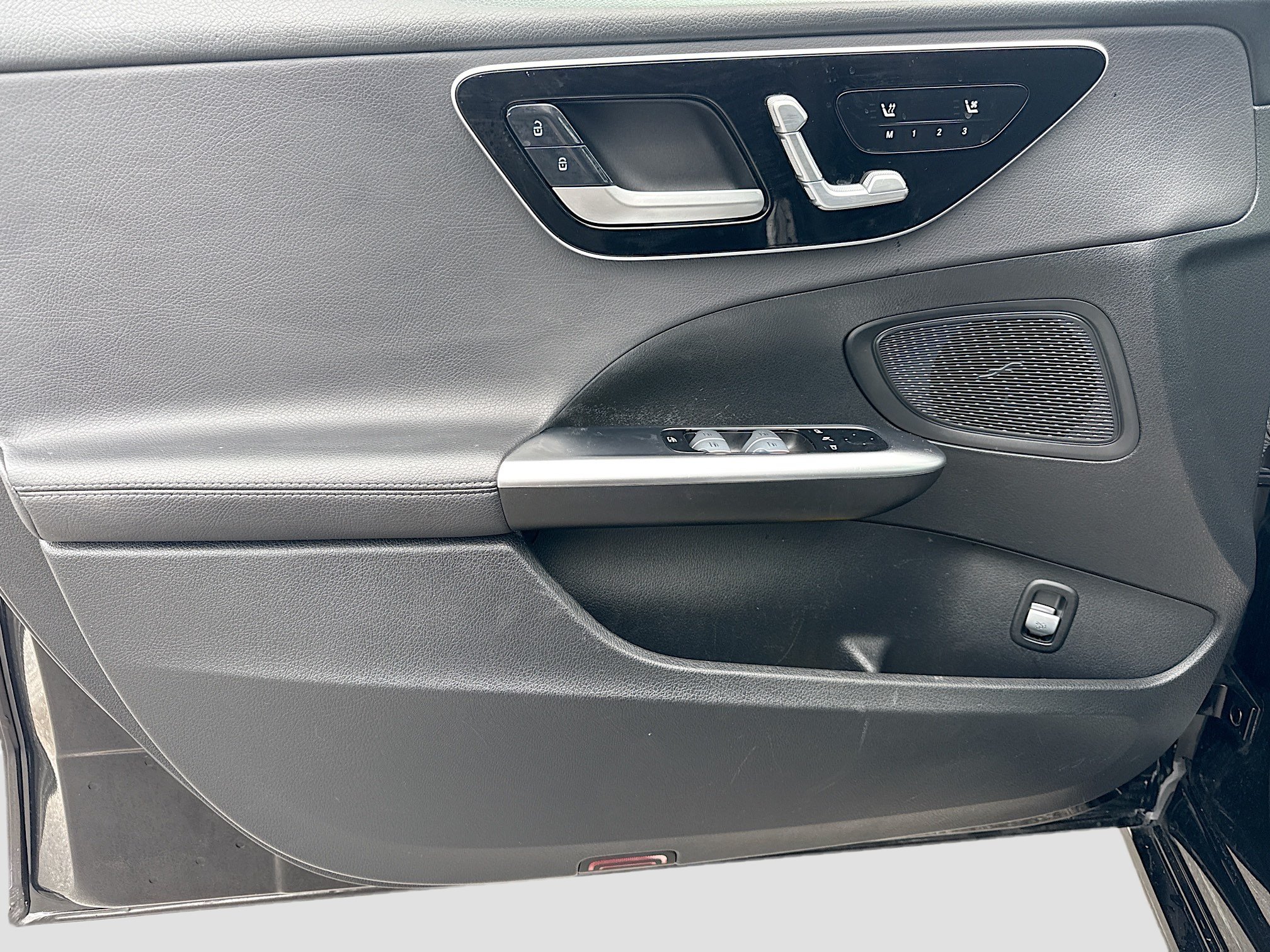 Used 2022 Mercedes-Benz C 300 4MATIC Sedan image 22