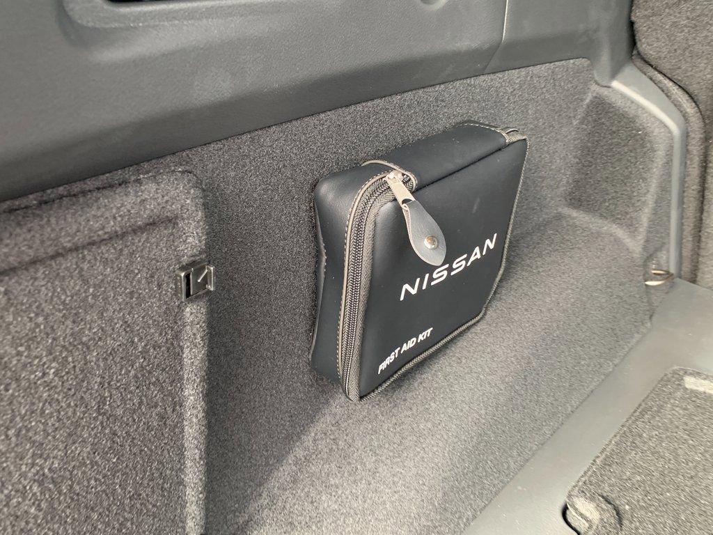 New 2026 Nissan Rogue Platinum image 6