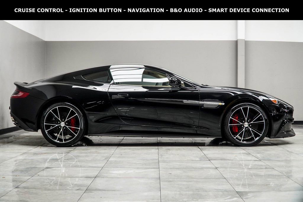 Used 2017 Aston Martin Vanquish Coupe image 6
