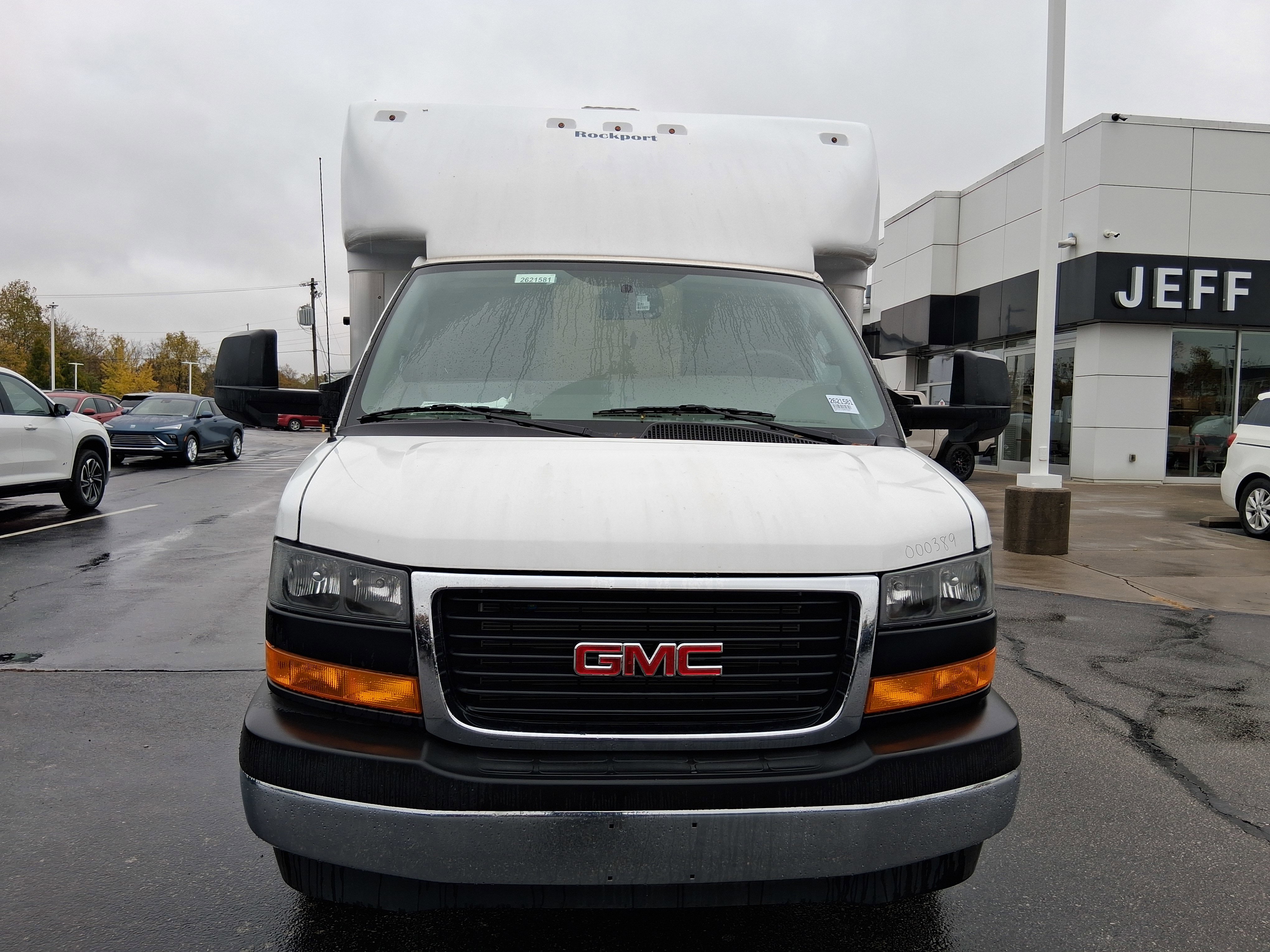 New 2025 GMC Savana 3500 w/ Power Convenience Package image 3