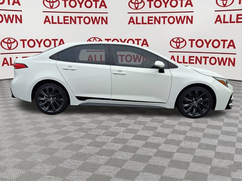 Used 2023 Toyota Corolla SE FWD image 8