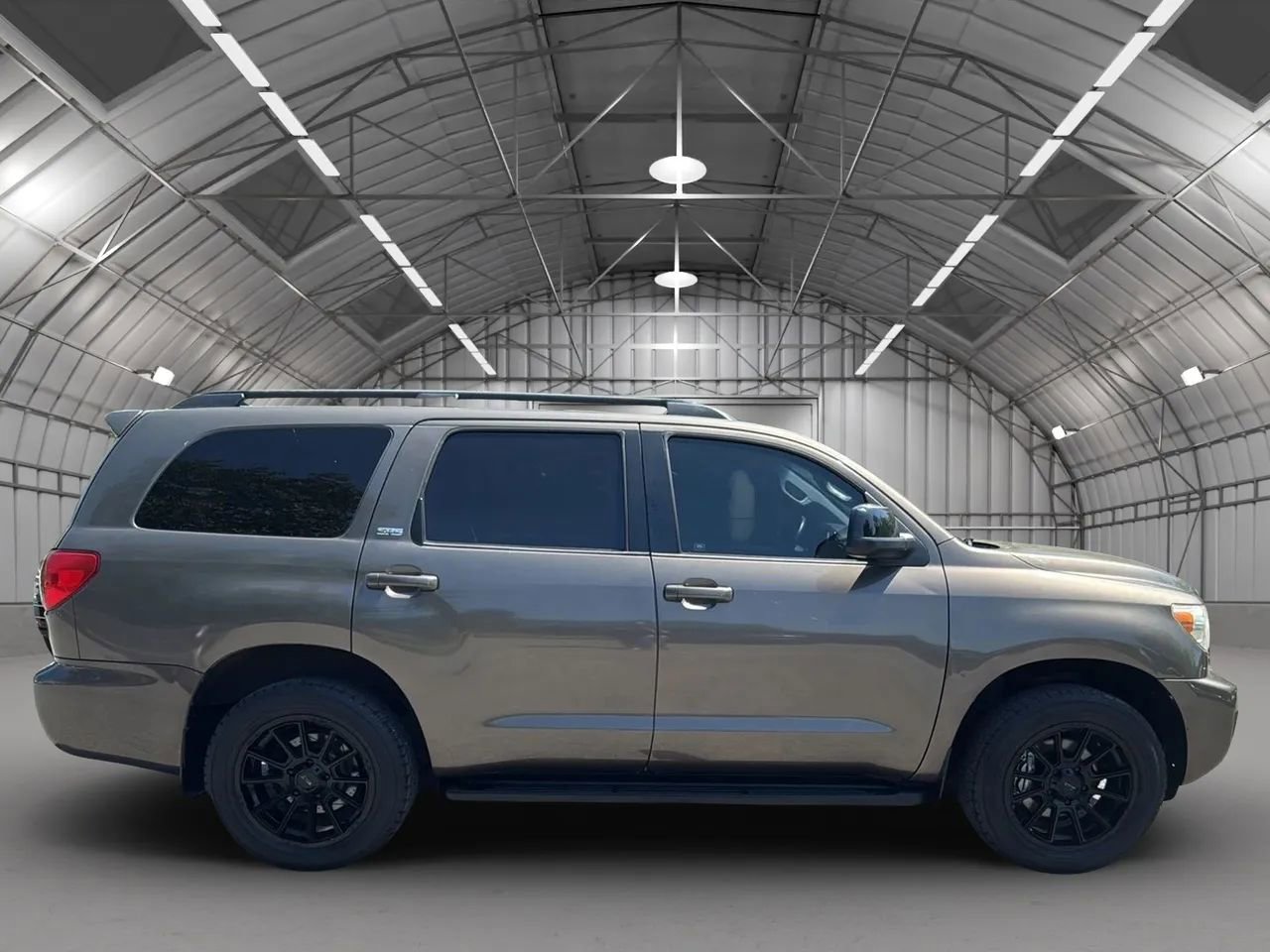 Used 2012 Toyota Sequoia SR5 image 4