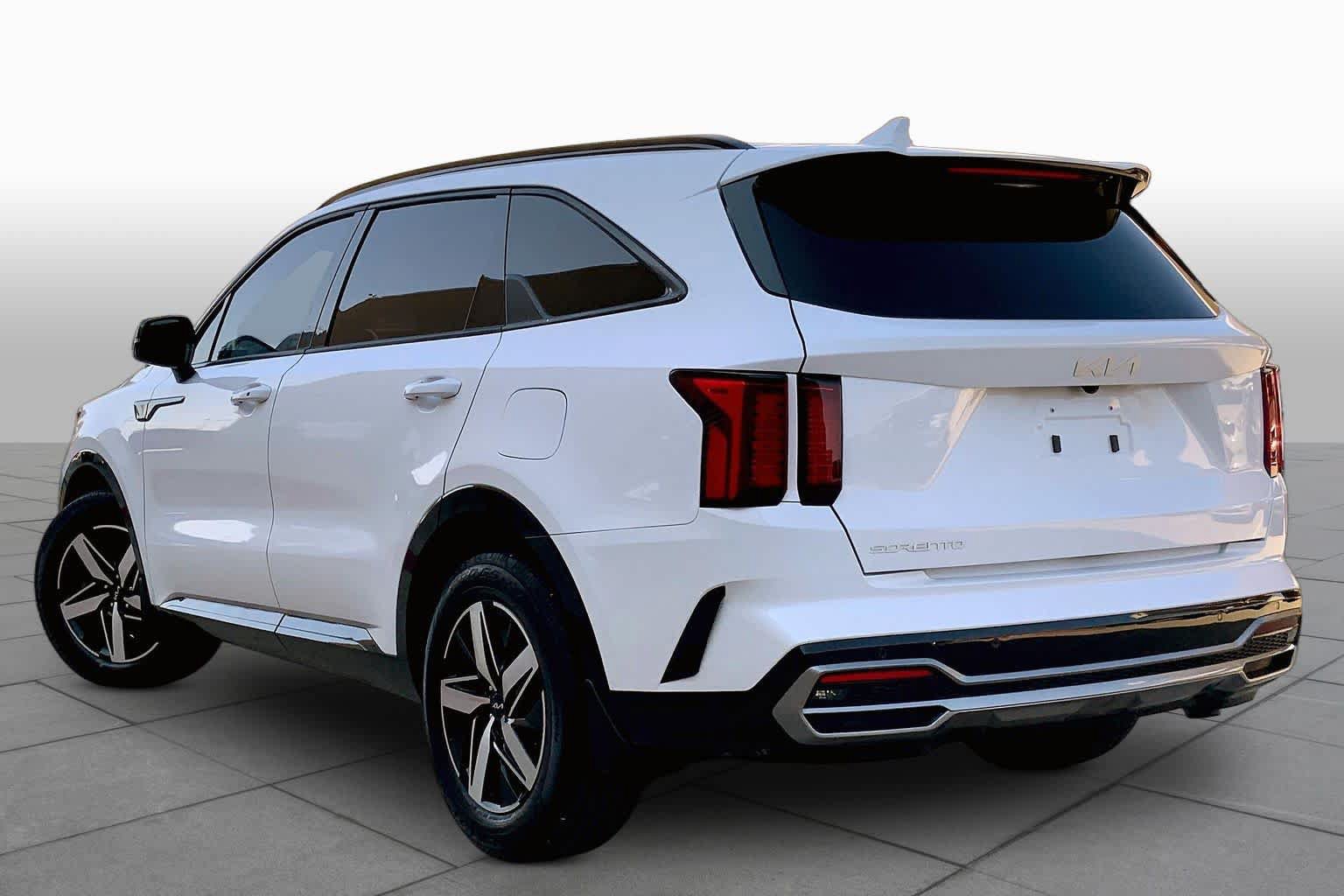 Used 2023 Kia Sorento EX FWD image 12