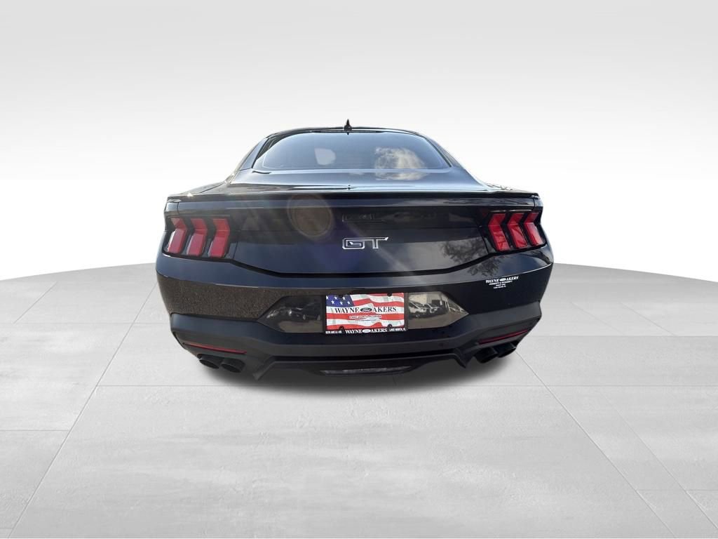 Used 2024 Ford Mustang GT Premium image 5