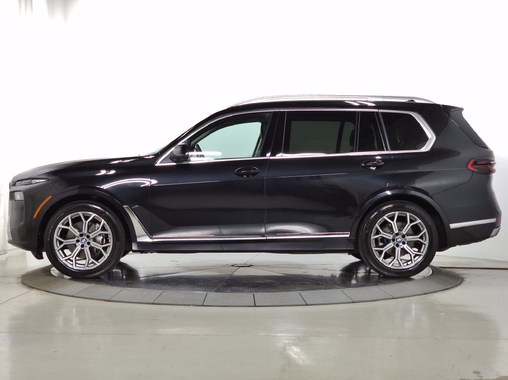 Used 2024 BMW X7 xDrive40i w/ Premium Package AWD/4WD image 5