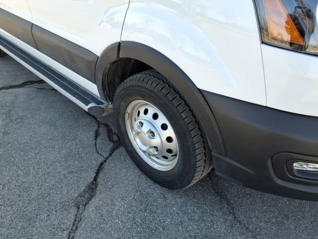 Certified 2024 Ford Transit 250 Low Roof AWD w/ Exterior Upgrade Package image 4