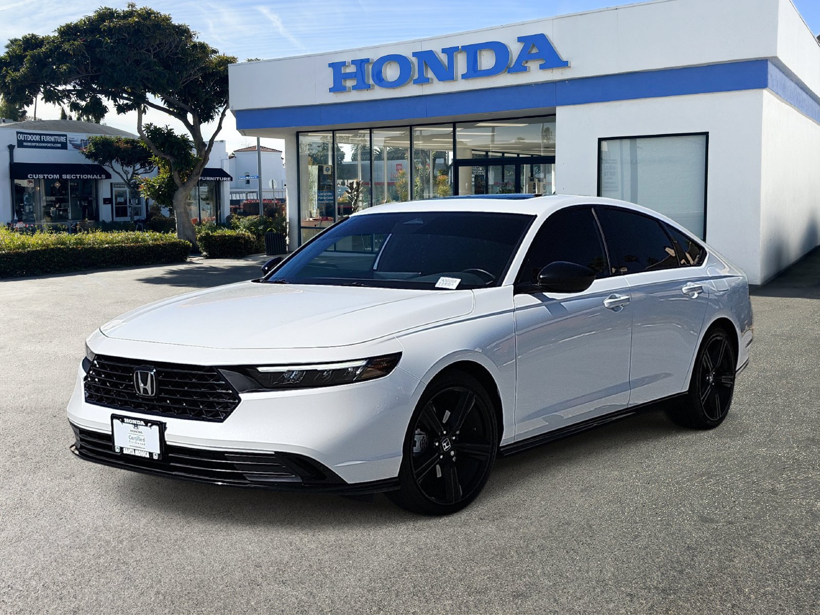 Used 2024 Honda Accord Sport image 1