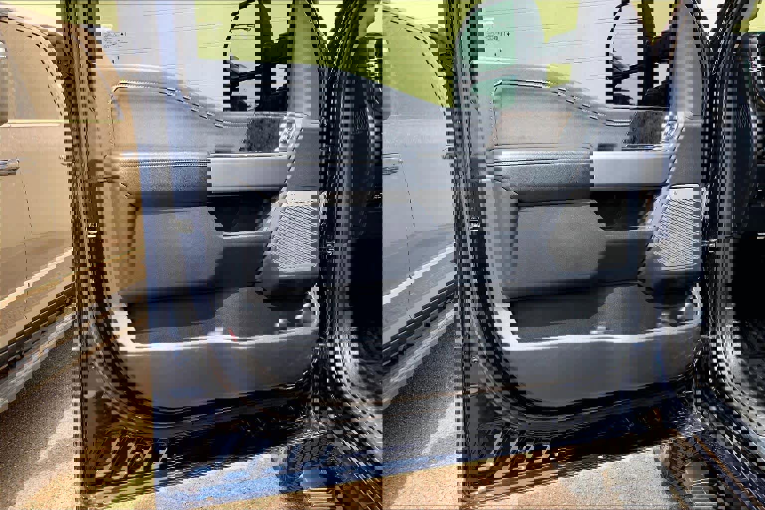 Certified 2024 Ford F250 Lariat w/ Sport Appearance Package image 21