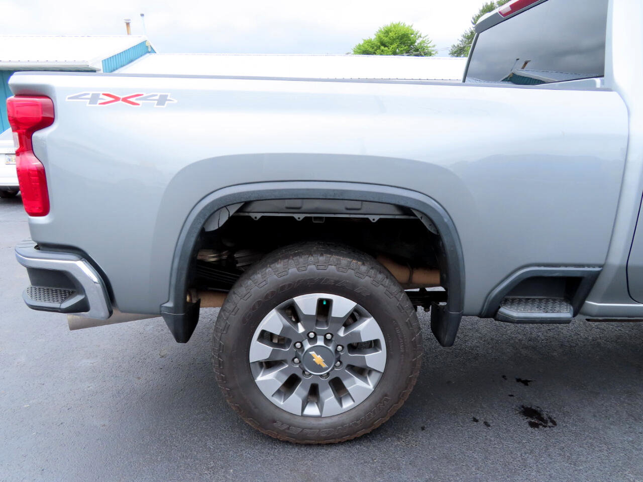 Used 2024 Chevrolet Silverado 2500 LT image 19
