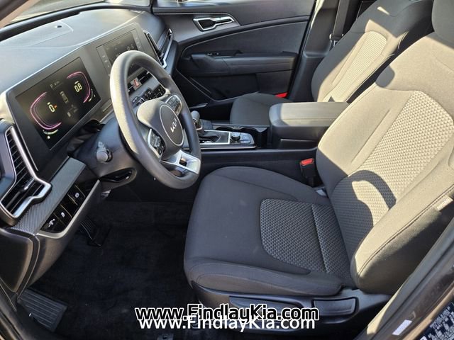 Certified 2025 Kia Sportage LX image 12
