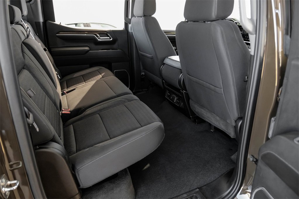 Used 2023 GMC Sierra 1500 Elevation image 37
