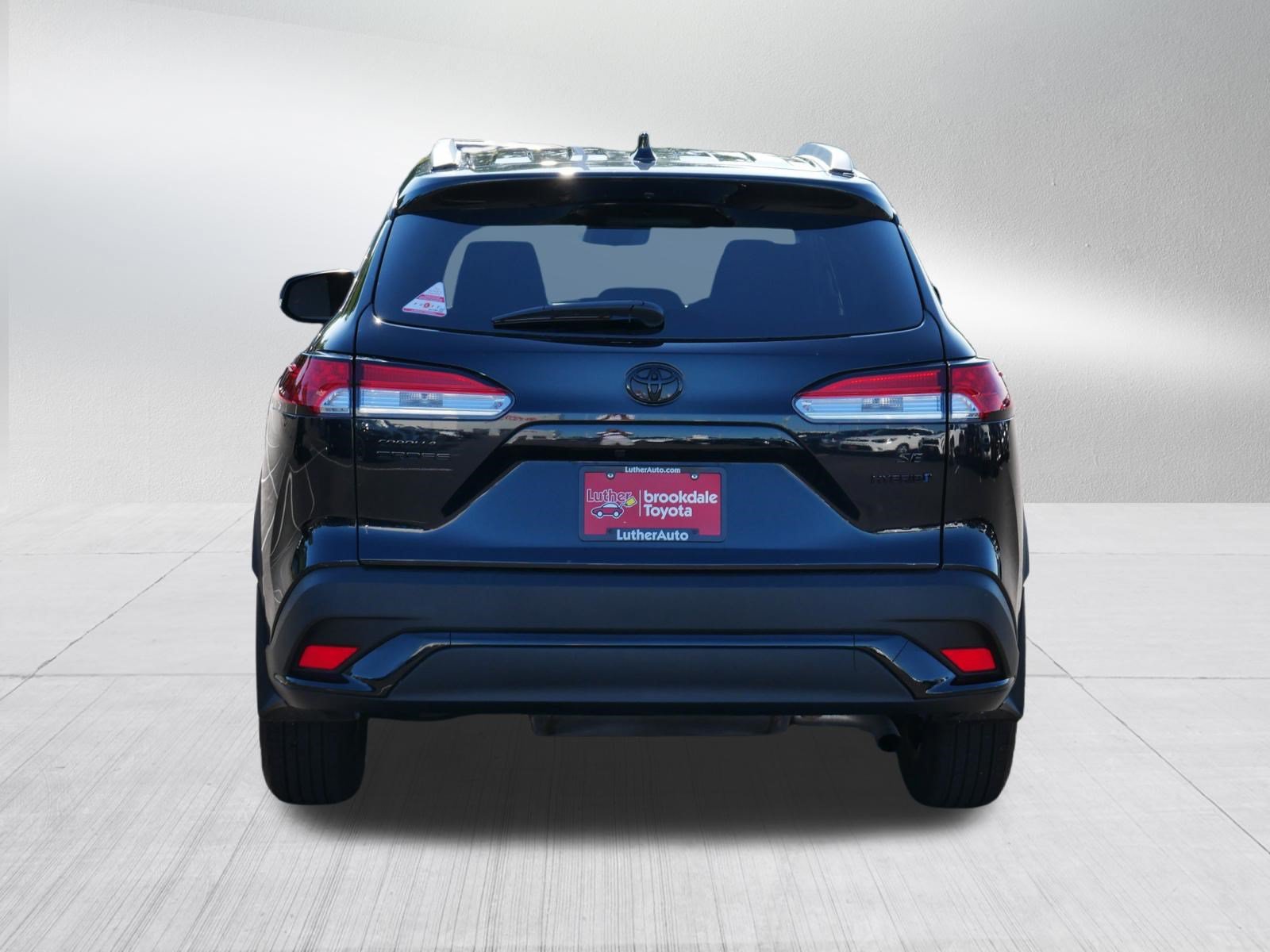 Certified 2024 Toyota Corolla Cross AWD Hybrid image 6