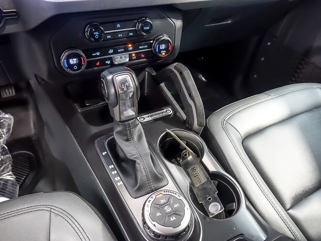 Used 2024 Ford Bronco Big Bend w/ Sasquatch Package AWD/4WD image 18