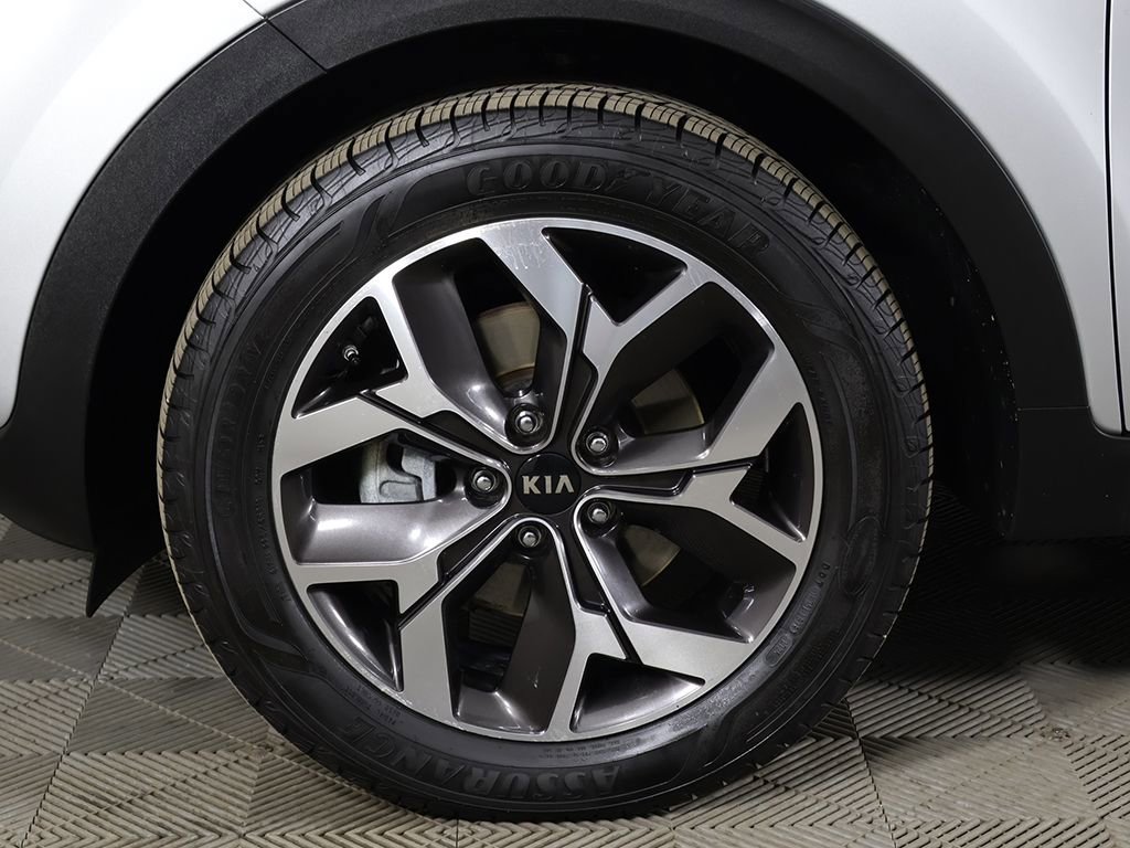 Used 2020 Kia Sportage EX image 20