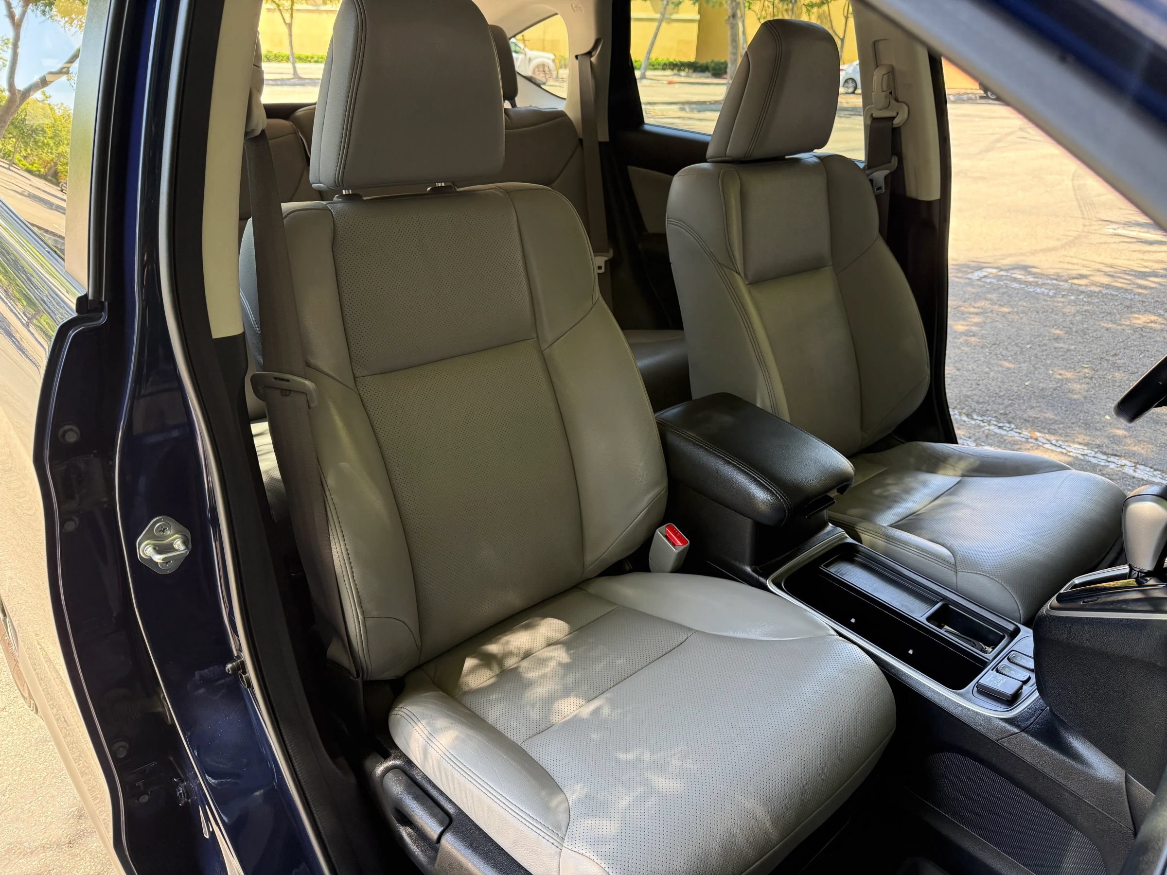 Used 2015 Honda CR-V Touring image 13