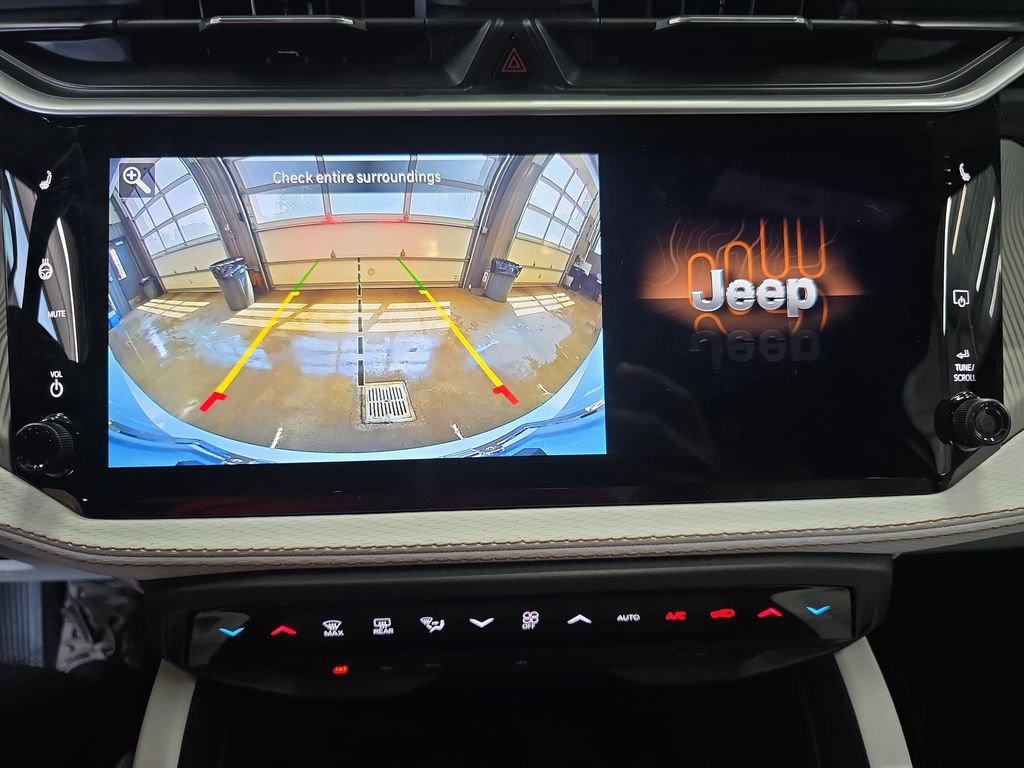 New 2026 Jeep Cherokee Limited AWD/4WD image 24