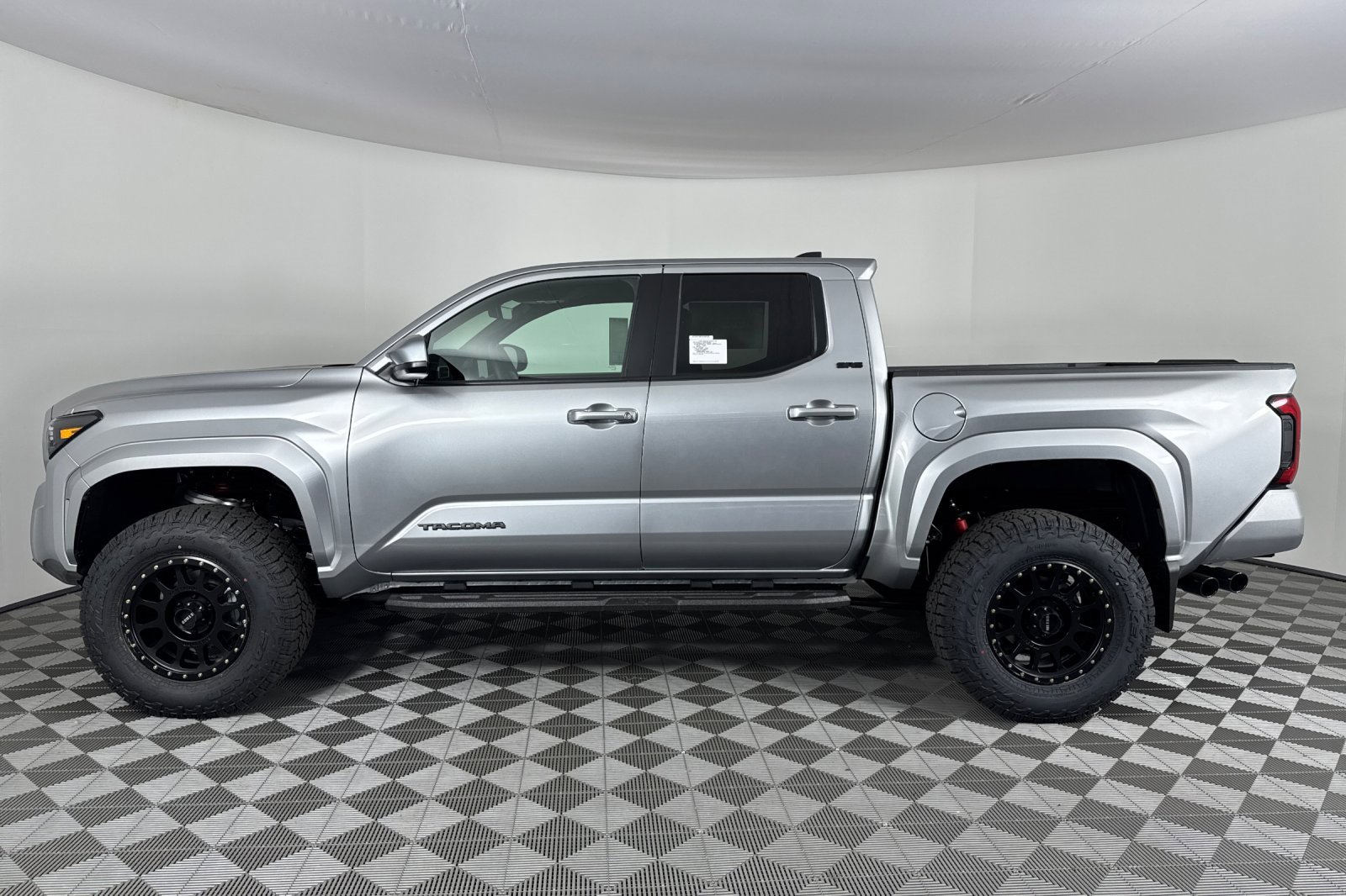 New 2025 Toyota Tacoma SR5 image 7
