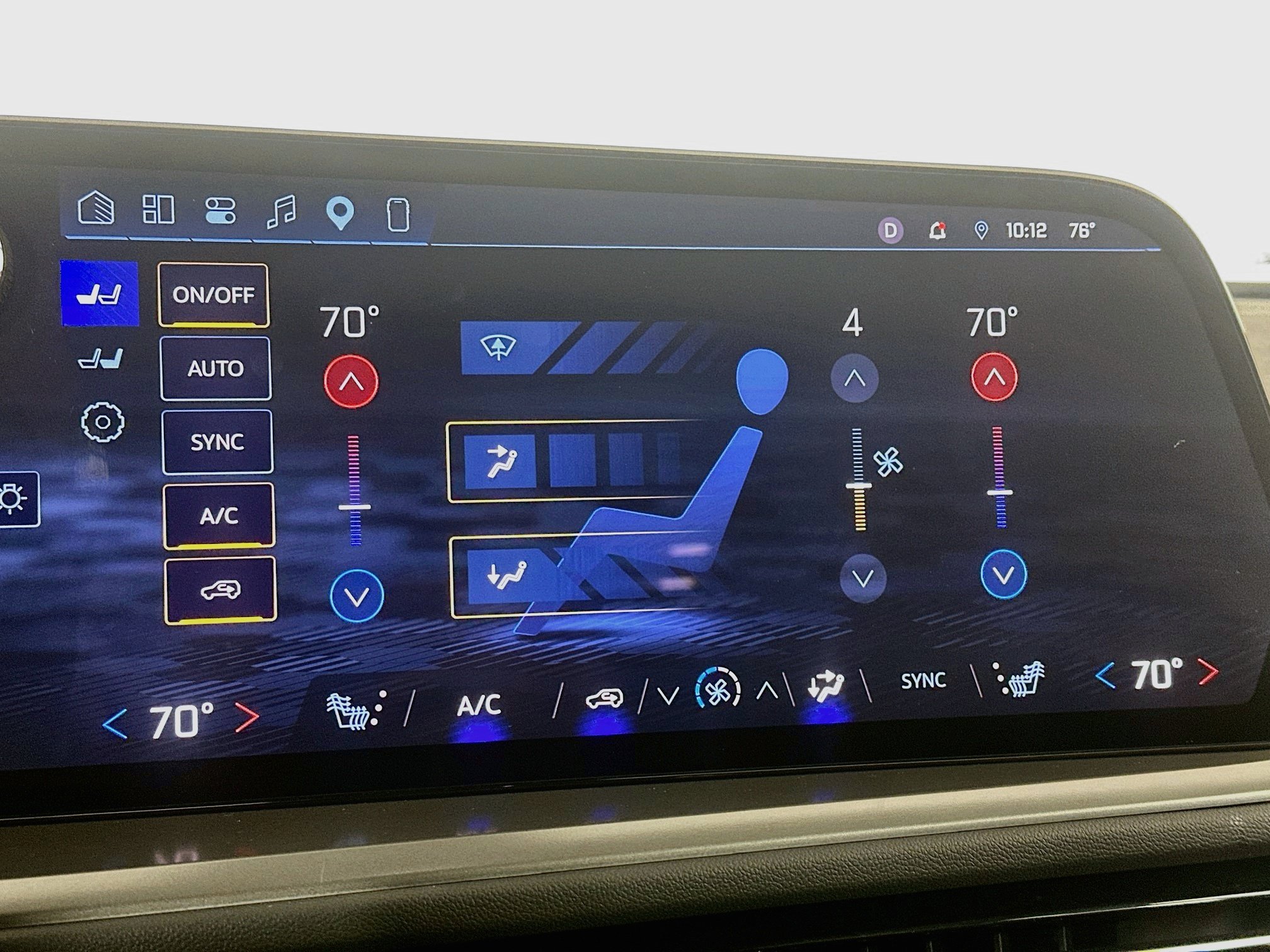 Used 2026 Chevrolet Traverse LT FWD image 24
