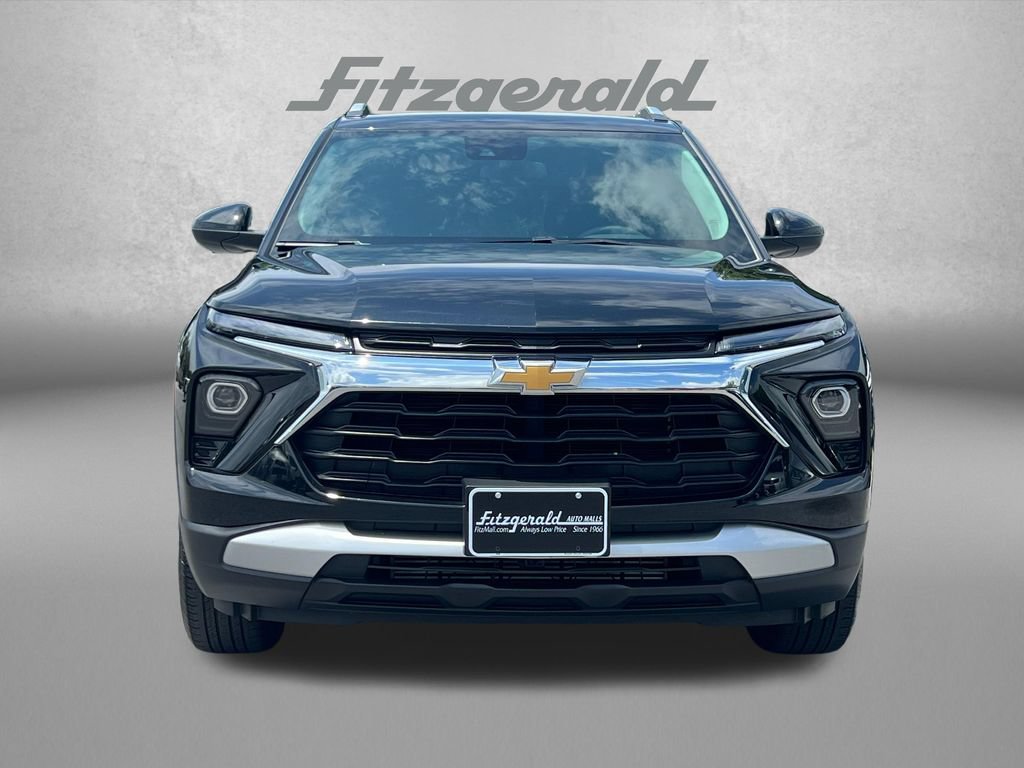 Used 2025 Chevrolet TrailBlazer LT AWD/4WD image 6