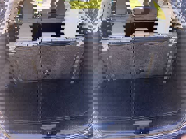 Used 2023 Toyota Highlander L FWD image 20