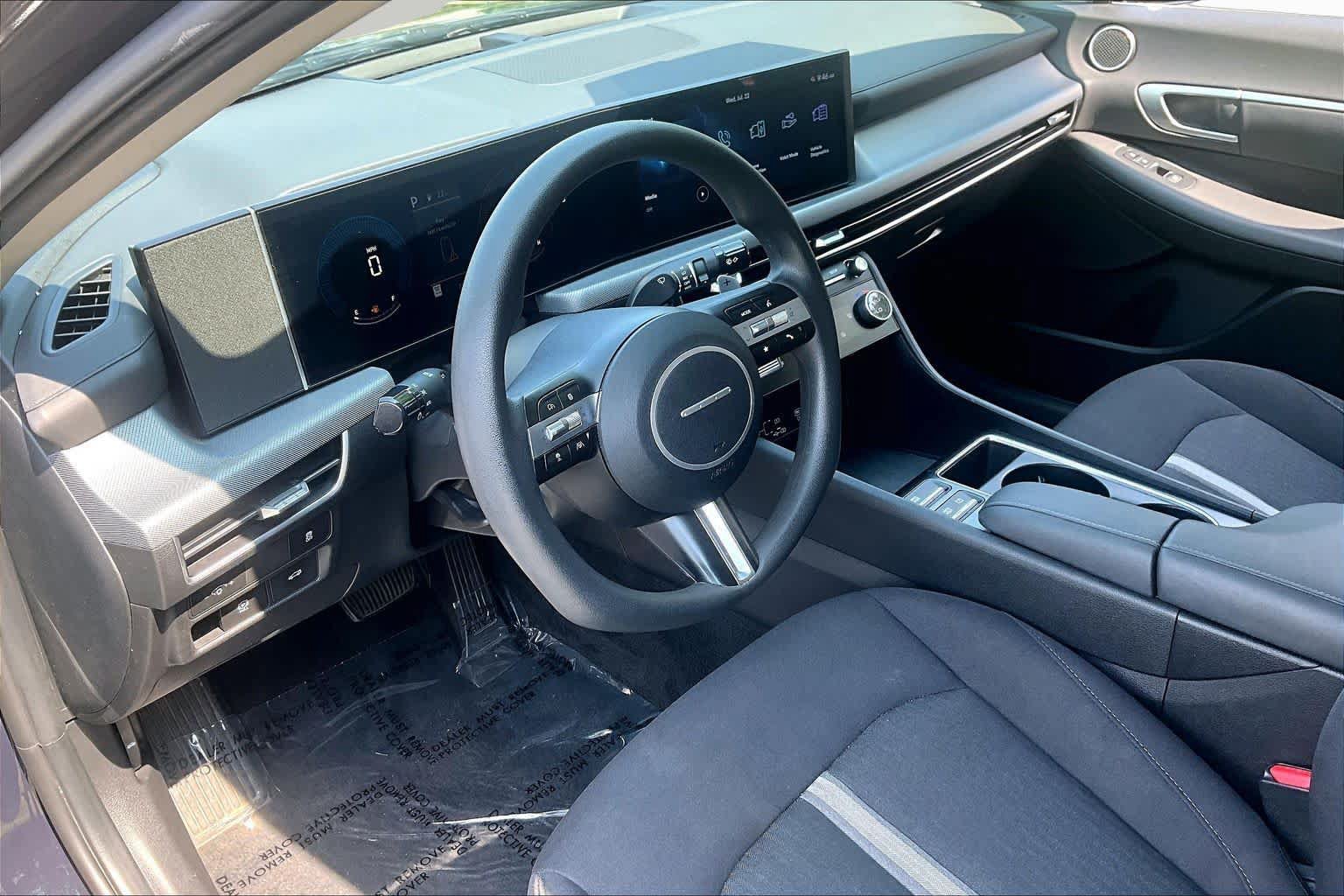 Used 2025 Hyundai Sonata SEL FWD image 18