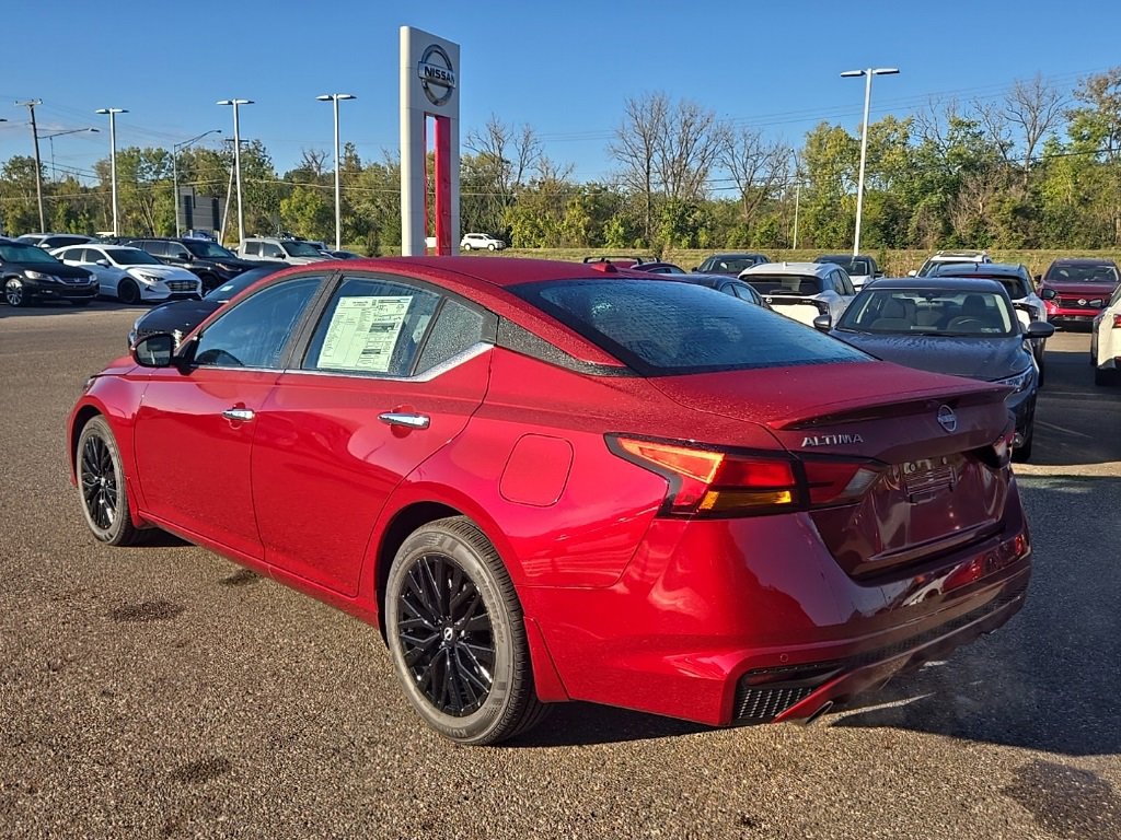 New 2025 Nissan Altima 2.5 SV w/ SV Special Edition Package image 5