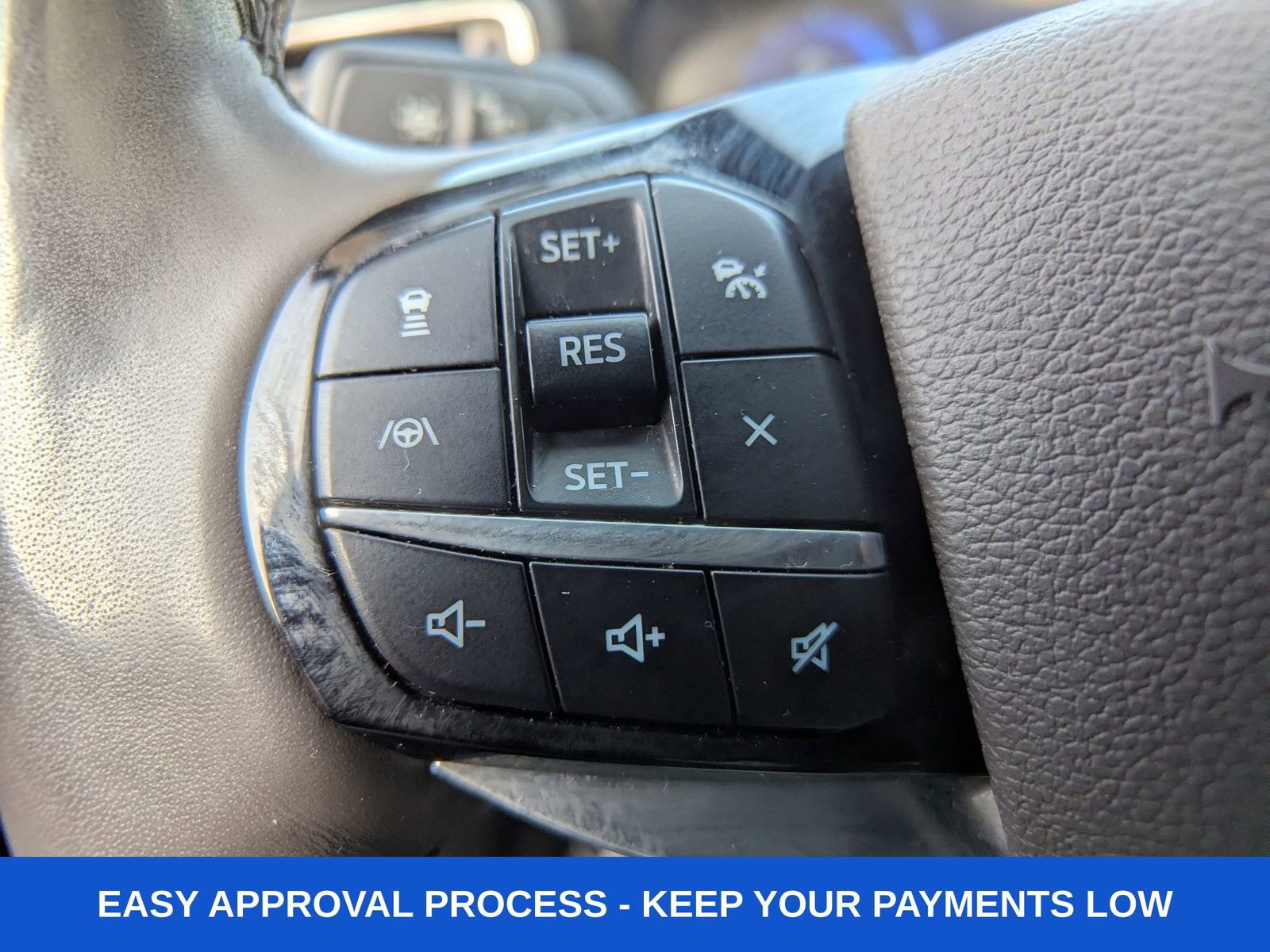 Used 2022 Ford Explorer Platinum w/ Equipment Group 601A image 39