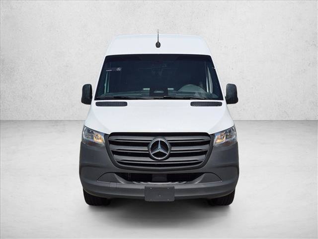 Used 2025 Mercedes-Benz Sprinter 2500 image 2