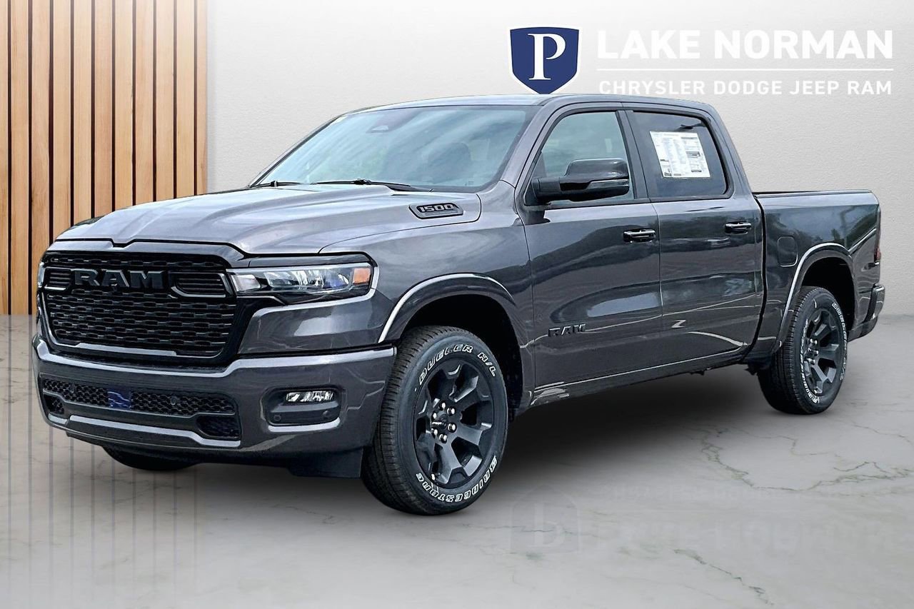 New 2026 RAM 1500 4x4 Crew Cab image 4
