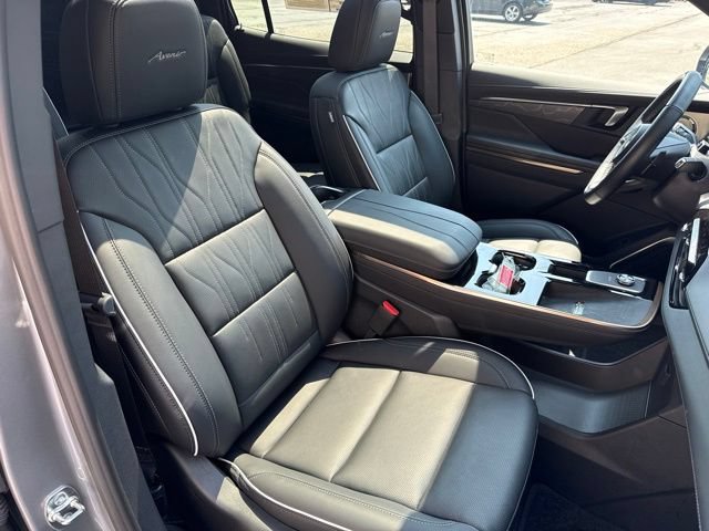 Used 2026 Buick Enclave Avenir w/ Super Cruise Package FWD image 31