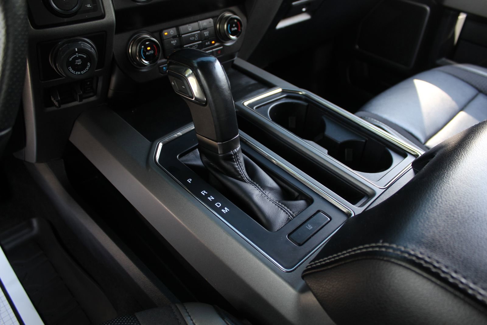 Used 2020 Ford F150 Raptor w/ Equipment Group 802A Luxury AWD/4WD image 19