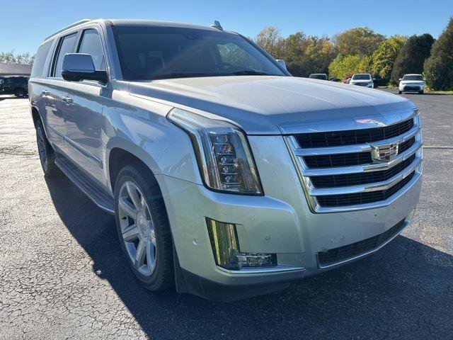 Used 2020 Cadillac Escalade ESV Luxury image 25
