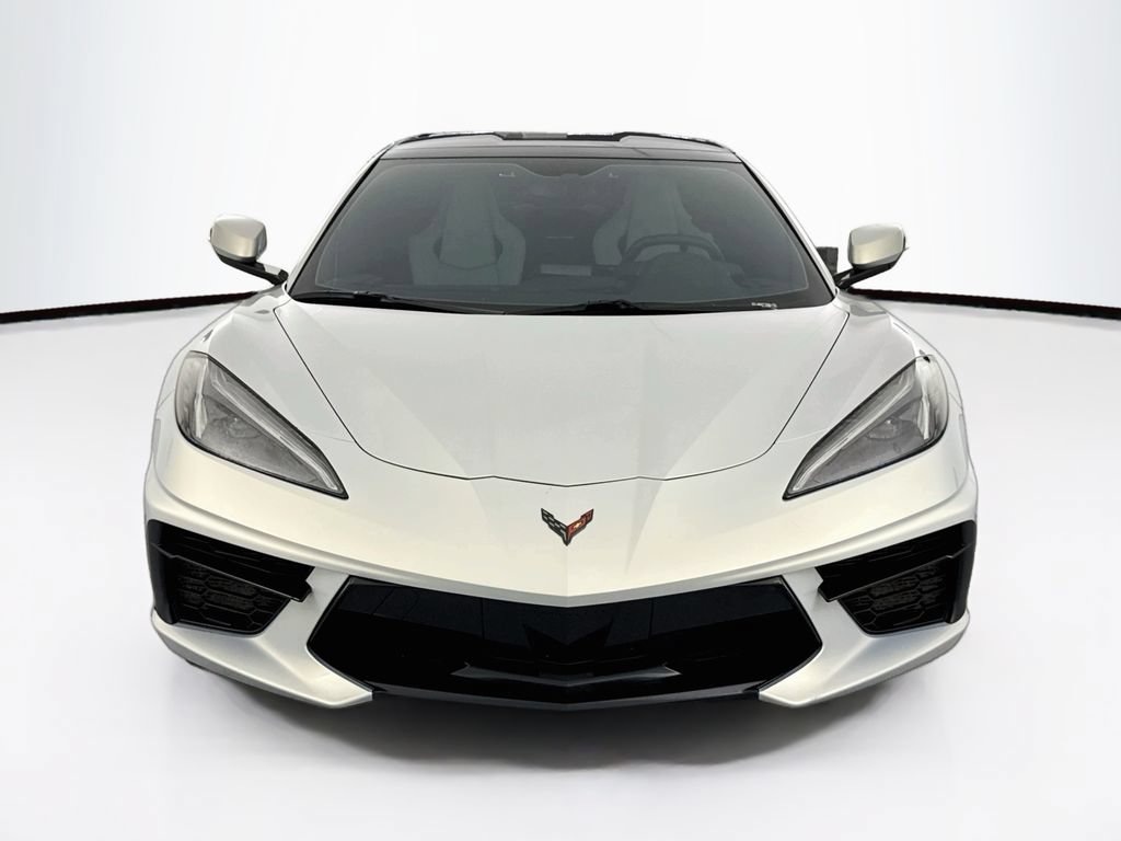 Used 2022 Chevrolet Corvette Stingray Coupe w/ 1LT RWD image 2