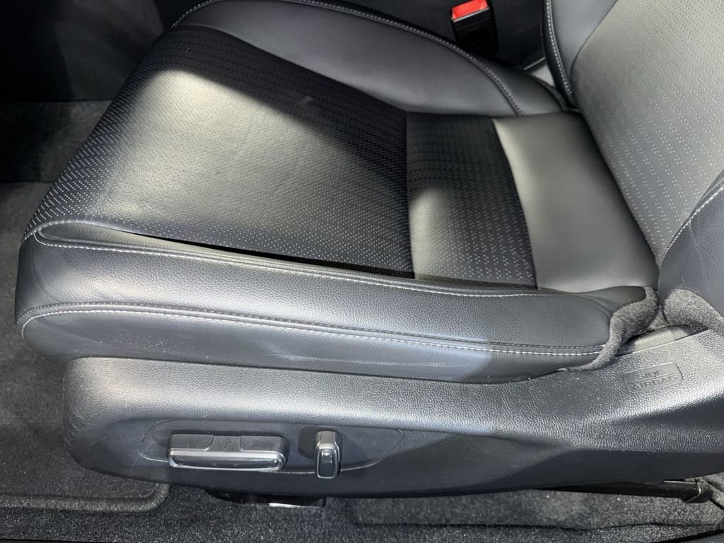 Used 2023 Honda Civic Touring image 18