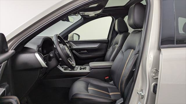 Used 2025 MAZDA CX-90 3.3 Turbo w/ Premium Plus Pkg image 14