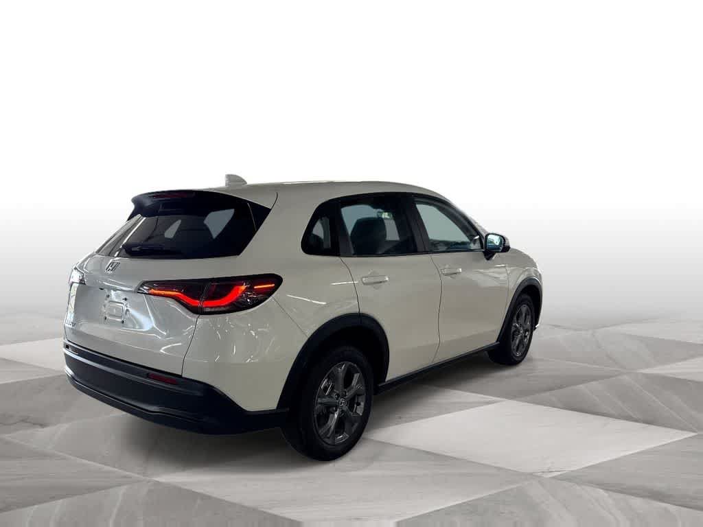 Used 2026 Honda HR-V LX image 8