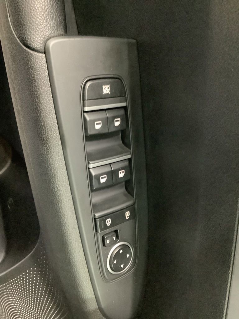 Certified 2023 Kia Forte LXS FWD image 18