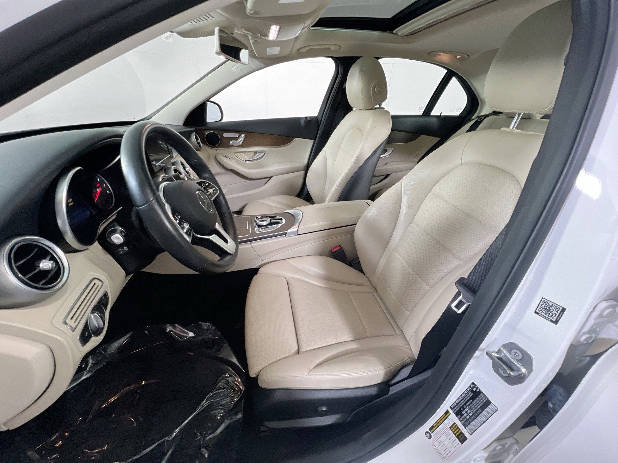 Used 2019 Mercedes-Benz C 300 4MATIC Sedan image 21